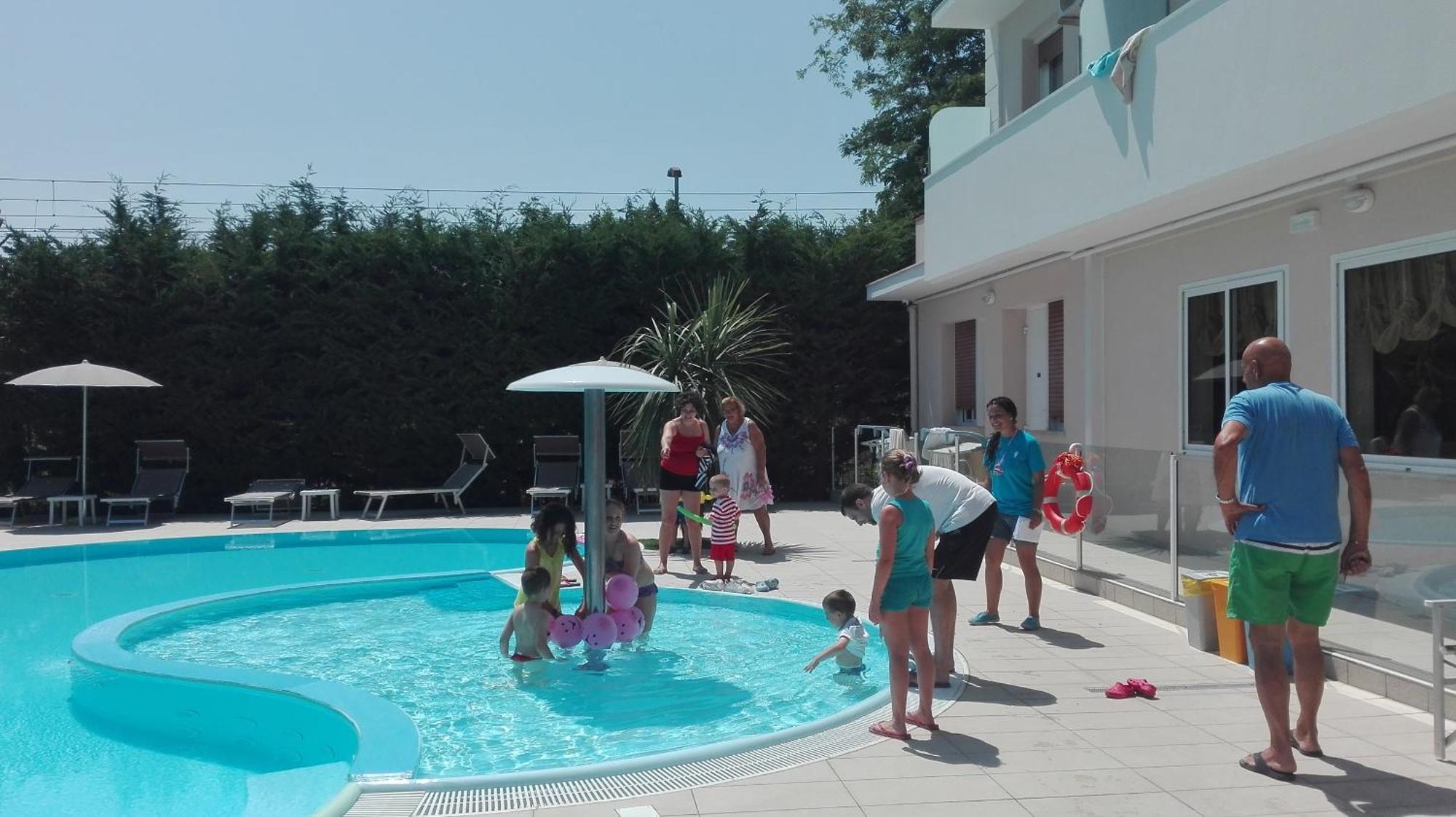 Hotel Bella Igea Bellaria-Igea Marina Bagian luar foto