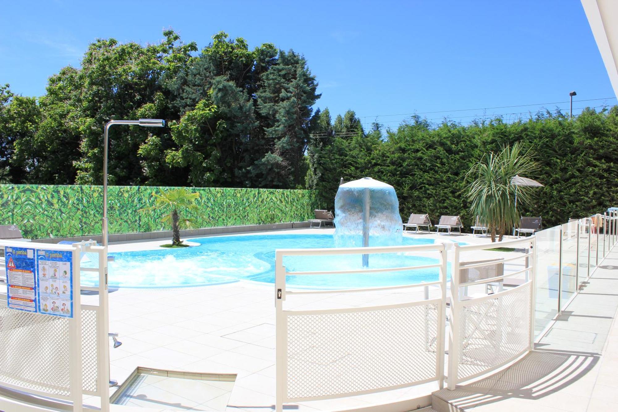 Hotel Bella Igea Bellaria-Igea Marina Bagian luar foto